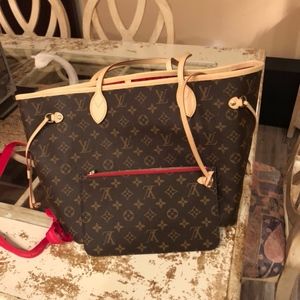 LV Neverfull & Pouch